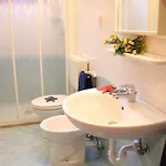 דירה Quiet Flat Near The Beach-beahost