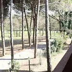 Quiet Flat Near The Beach-beahost דירה ביביונה