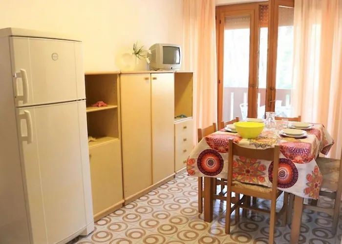 Quiet Flat Near The Beach-beahost شقة