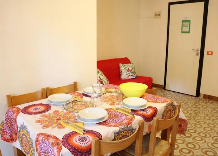 Quiet Flat Near The Beach-beahost شقة *